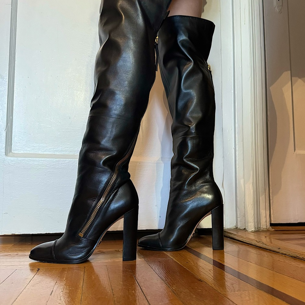 Donna Karan Ariela - Knee High B